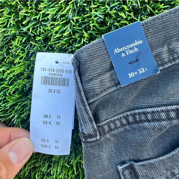 Deadstock Abercrombie & Fitch Cargo Pants - Picture 3 of 4